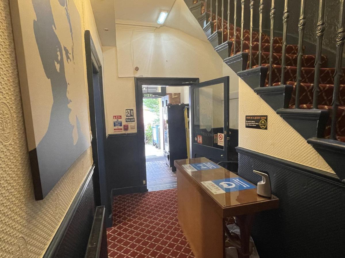 The Kingsview Townhouse - Boutique Hostel Edinburg Exteriör bild