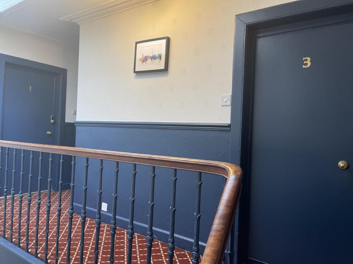 The Kingsview Townhouse - Boutique Hostel Edinburg Exteriör bild