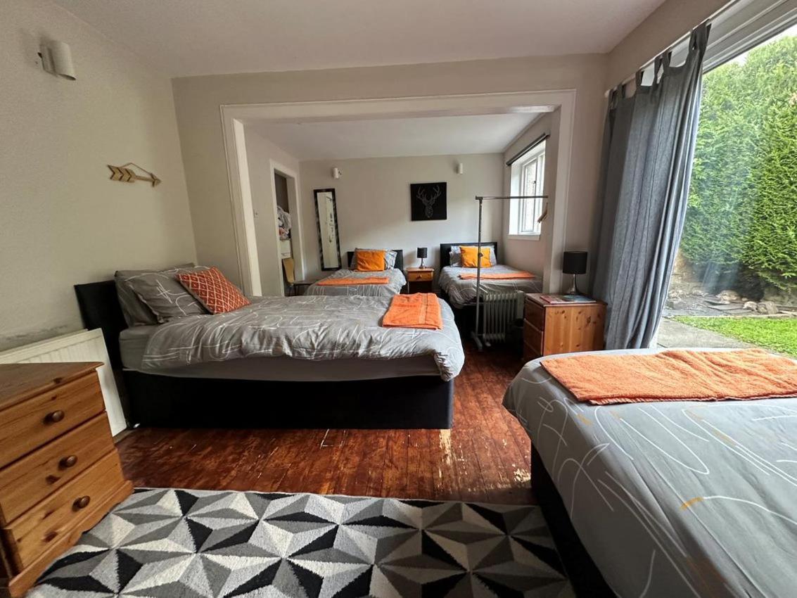 The Kingsview Townhouse - Boutique Hostel Edinburg Exteriör bild
